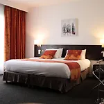 La Berteliere, The Originals Relais Hotel 4*