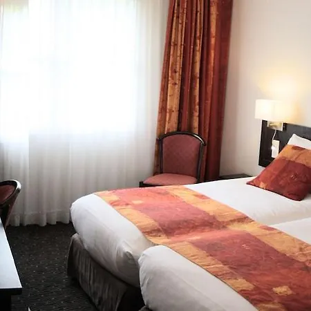 Hotel Logis Restaurant La Berteliere Saint-Martin-du-Vivier