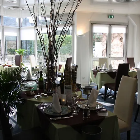 Hotell Logis Restaurant La Berteliere Saint-Martin-du-Vivier