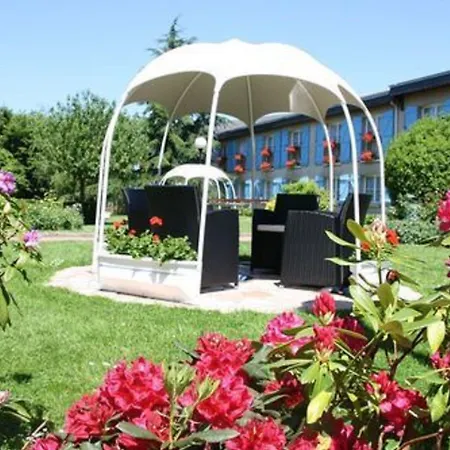 酒店 La Berteliere, The Originals Relais