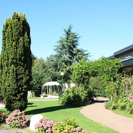 Hotell Logis Restaurant La Berteliere Saint-Martin-du-Vivier