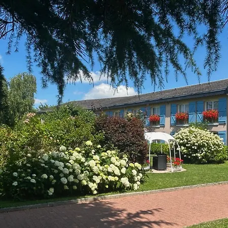 فندق Logis Restaurant La Berteliere 4*