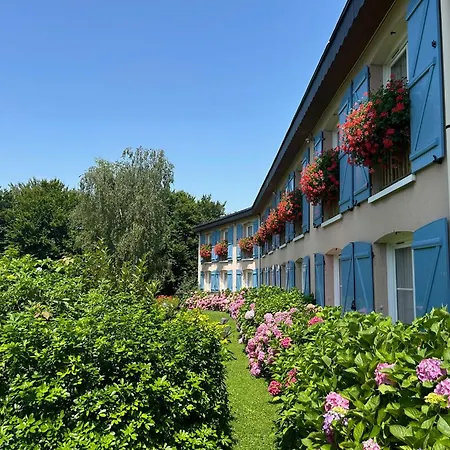فندق Logis Restaurant La Berteliere