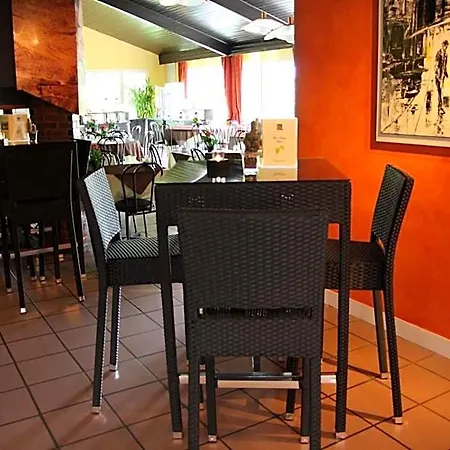 호텔 Logis Restaurant La Berteliere