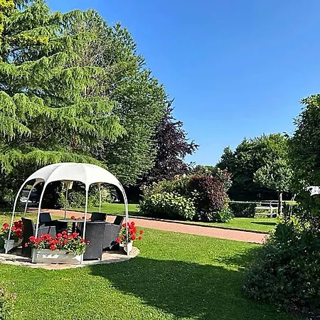 Logis Restaurant La Berteliere Saint-Martin-du-Vivier
