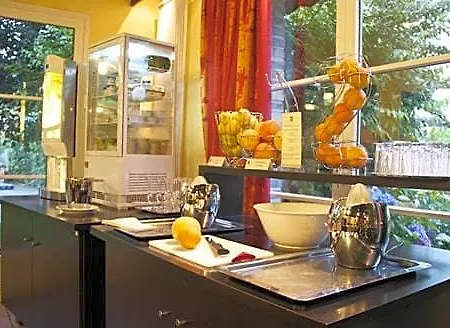 Hotel Logis Restaurant La Berteliere