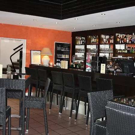 La Berteliere, The Originals Relais 酒店