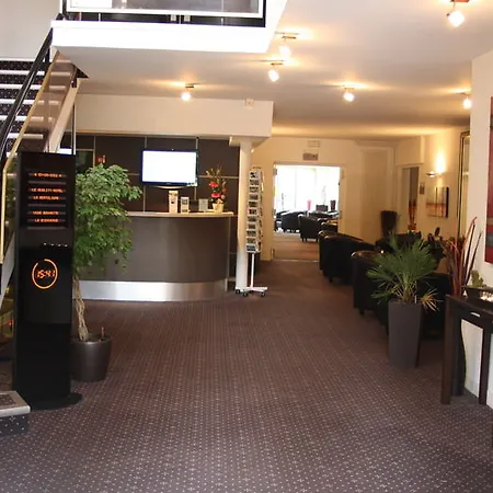 Hotell Logis Restaurant La Berteliere Saint-Martin-du-Vivier