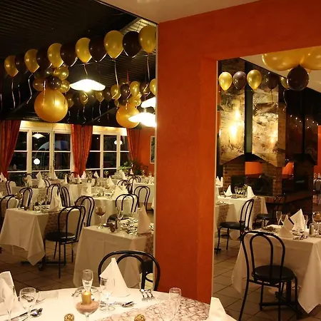 Logis Restaurant La Berteliere 호텔