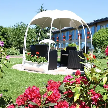 La Berteliere, The Originals Relais Hotel Saint-Martin-du-Vivier
