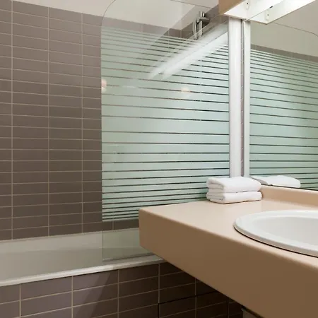 La Berteliere, The Originals Relais 4* Saint-Martin-du-Vivier