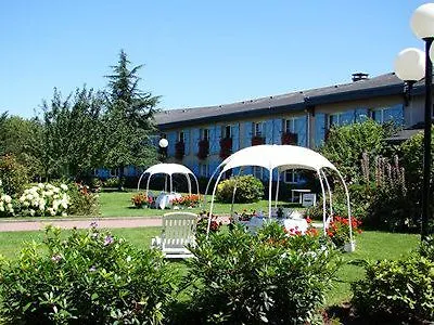 La Berteliere, The Originals Relais Hotel Saint-Martin-du-Vivier