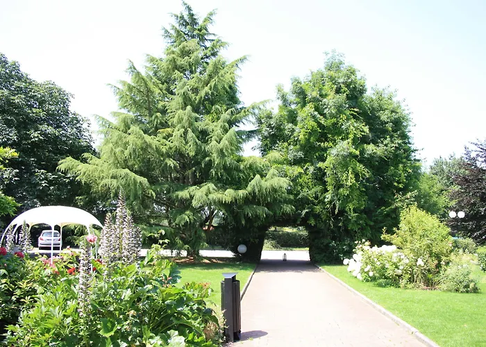 La Berteliere, The Originals Relais Hotel