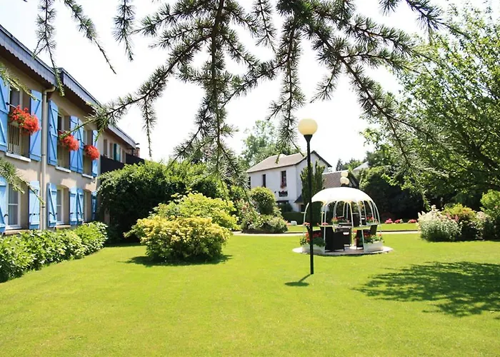 La Berteliere, The Originals Relais Hotel Saint-Martin-du-Vivier