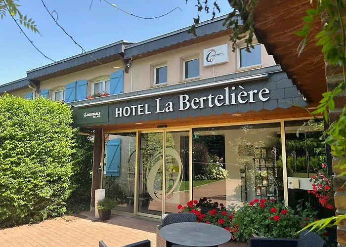 La Berteliere, The Originals Relais Hotel Saint-Martin-du-Vivier